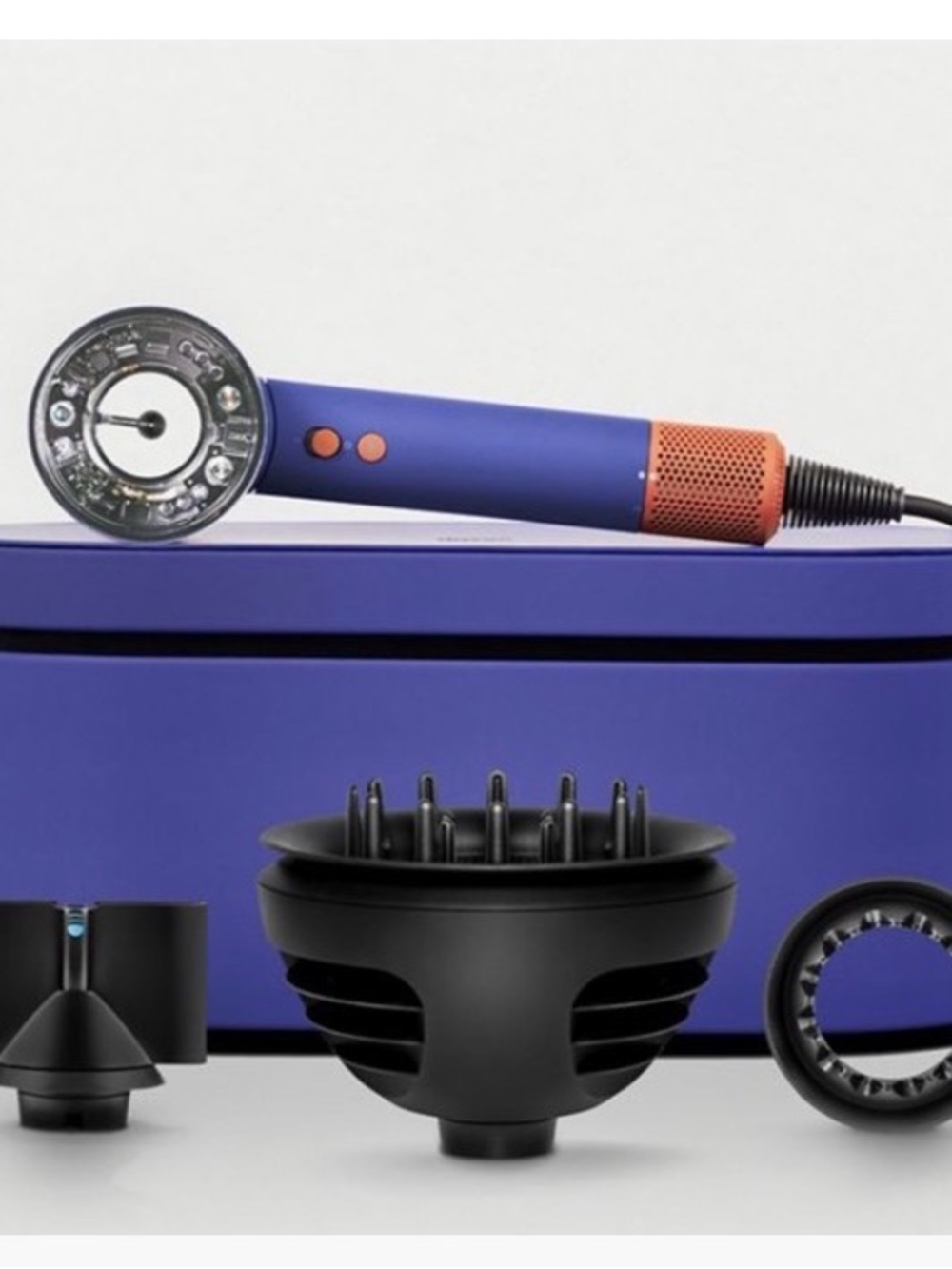 Dyson Supersonic Nural™ hair dryer
(Prussian Blue/Rich Copper) - Picture 2 of 4